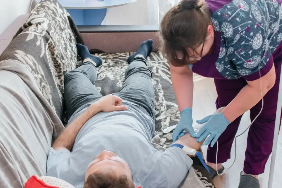 Срочный вывод из запоя в Бийске: быстро, недорого